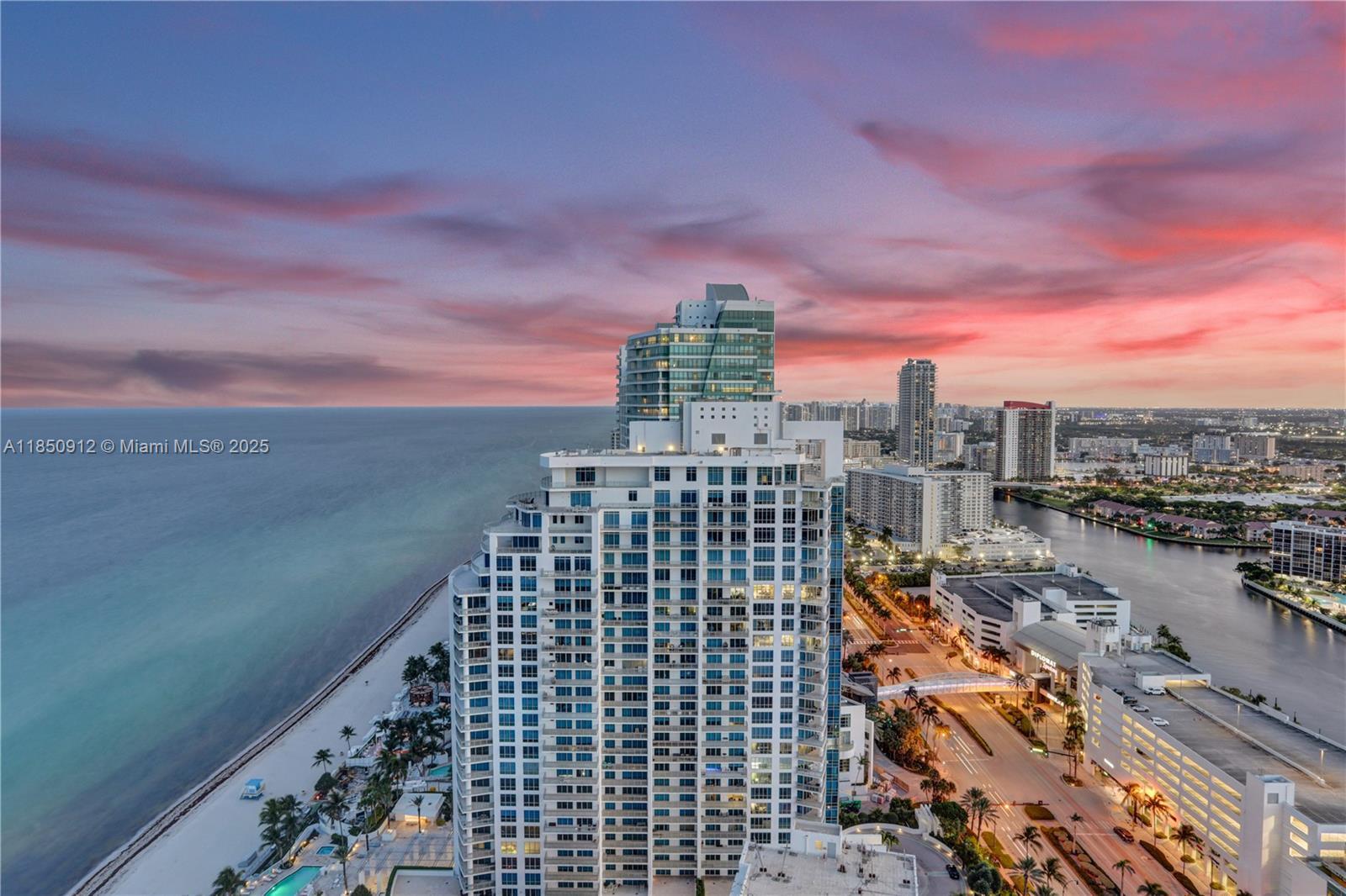 Property Photo: 3101 S Ocean Dr 3506 FL 33019