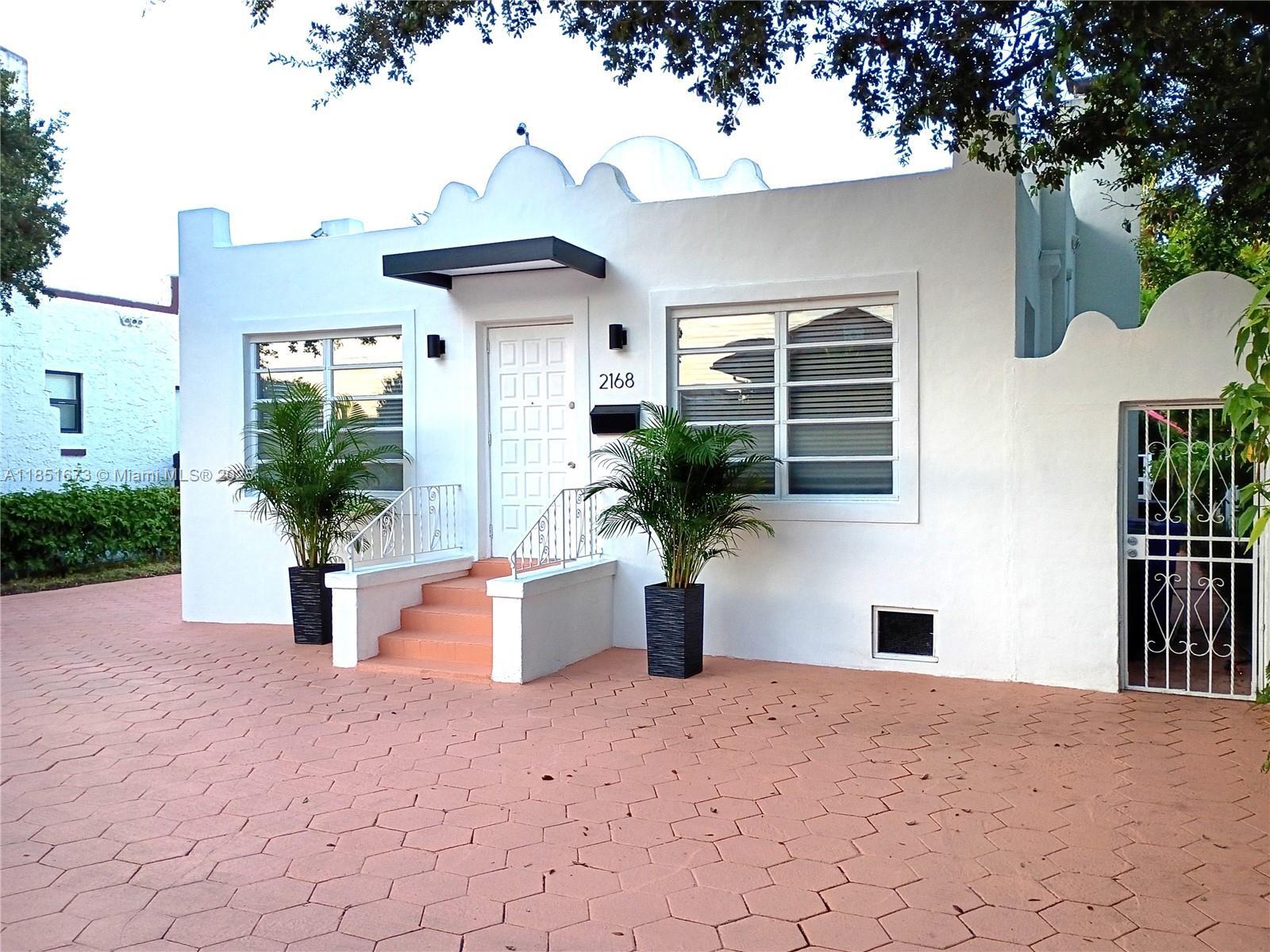 Property Photo:  2168 SW 12th St  FL 33135 