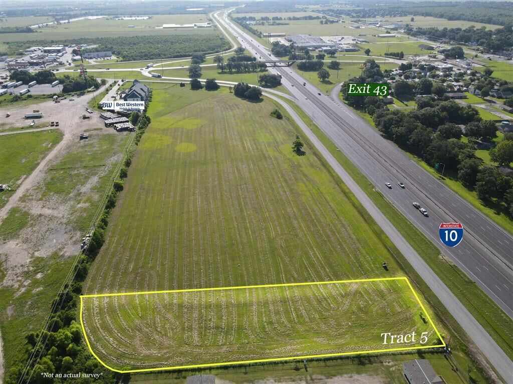 Property Photo:  I-10 Service Road  LA 70647 