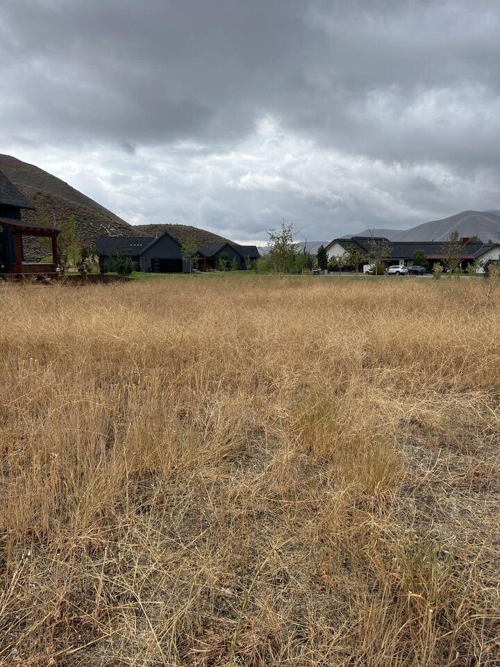 Property Photo:  1541 Appaloosa Rd  ID 83333 