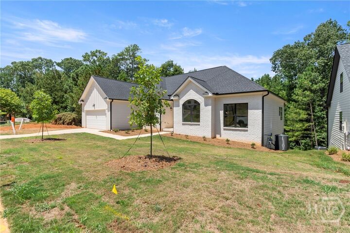 Property Photo:  400 Ansley Drive  GA 30605
