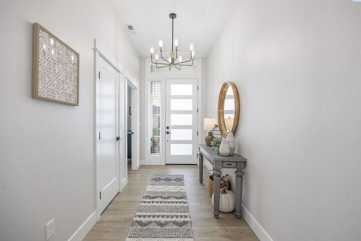 Property Photo:  4841 S Reed St  WA 99337 