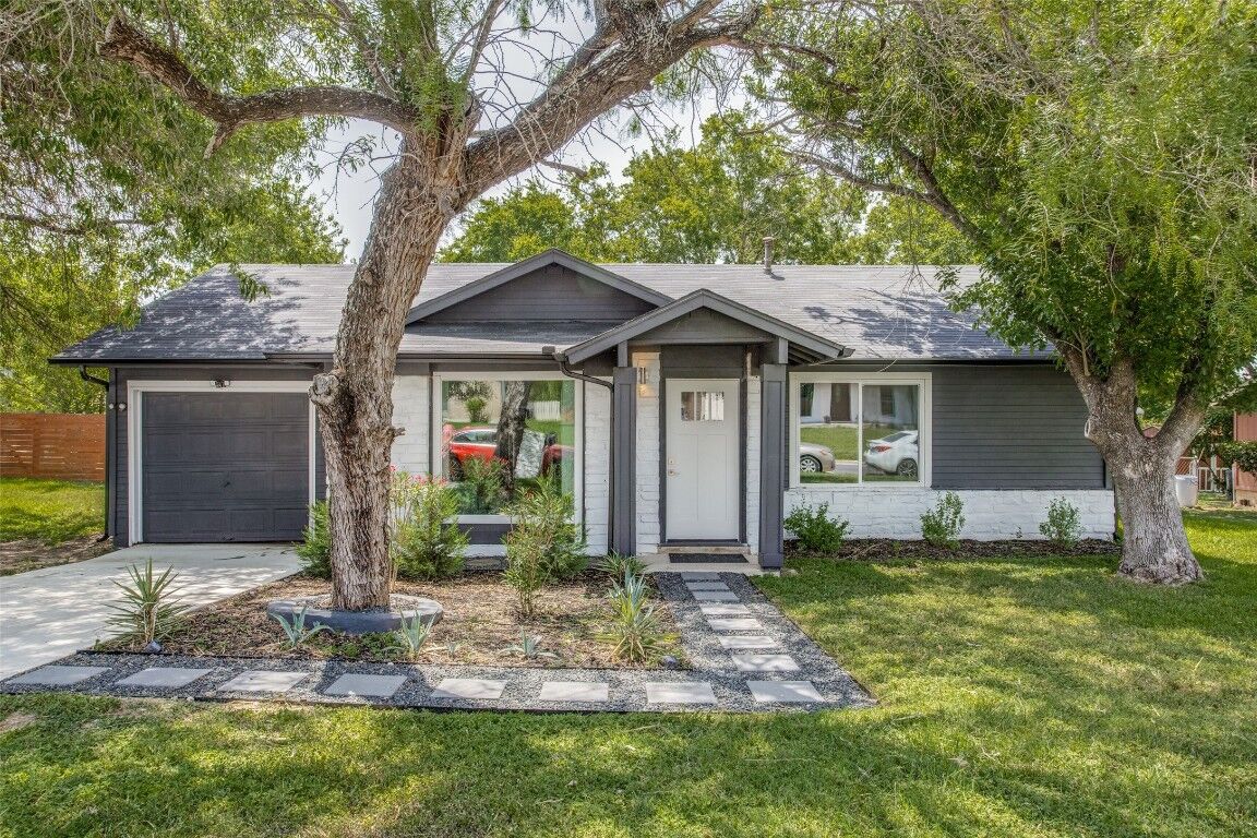 Property Photo: 7311 Chisos Pass TX 78724