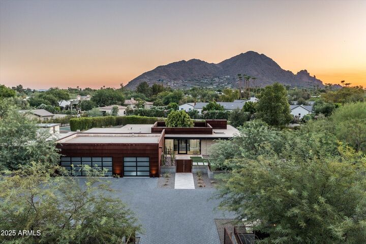 6909 E Montebello Avenue  Paradise Valley AZ 85253 photo