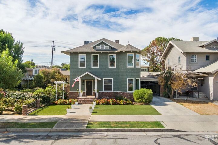 2427 19th Street  Bakersfield CA 93301 photo