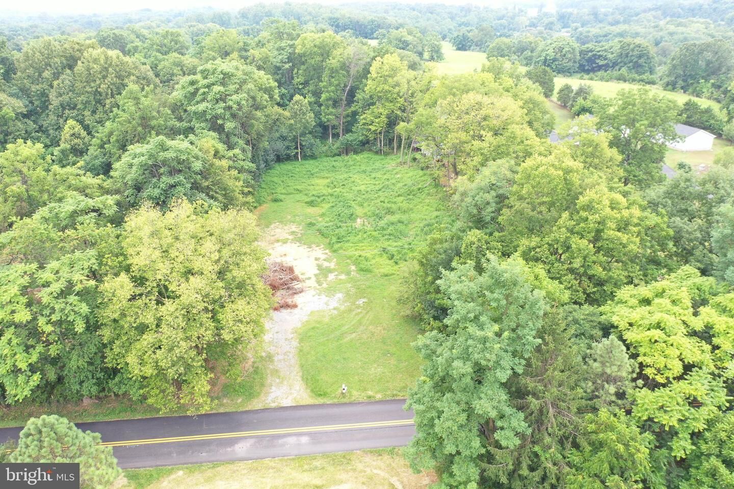 Property Photo: 4004 Scrabble Road WV 25443