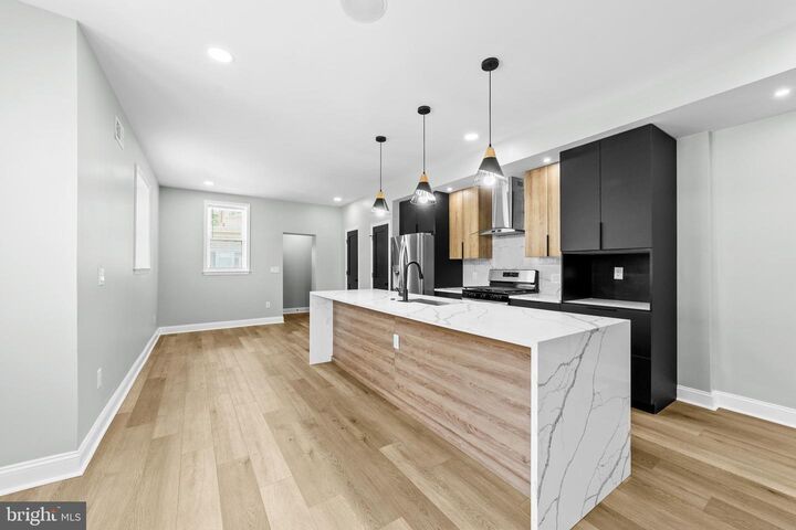 Property Photo:  914 W Duncannon Avenue  PA 19141 