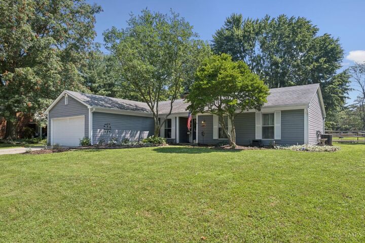 Property Photo: 8710 Creekwood Drive OH 45039