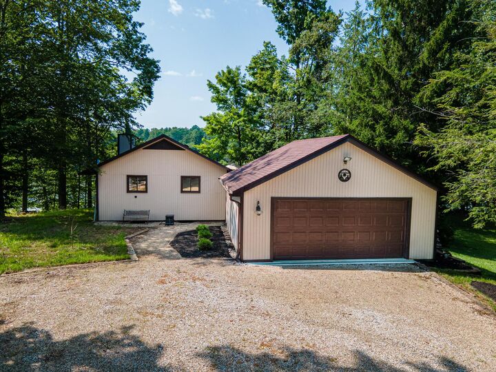Property Photo: 7326 State Route 19 OH 43338