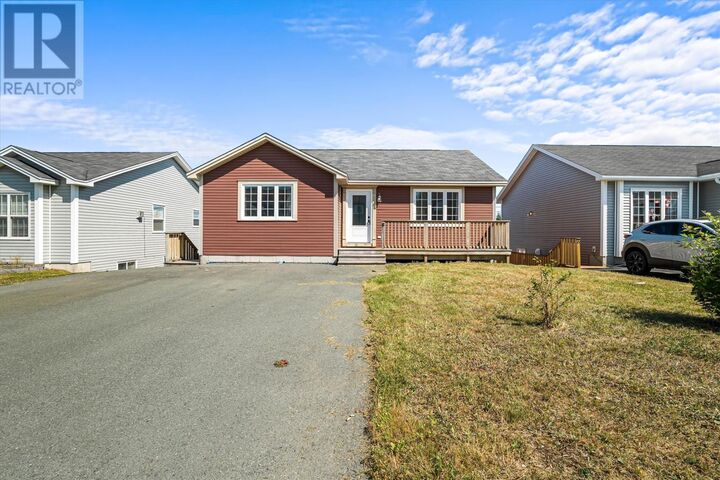 Property Photo:  8 Mayfair Avenue  NL A1L 0Y8 