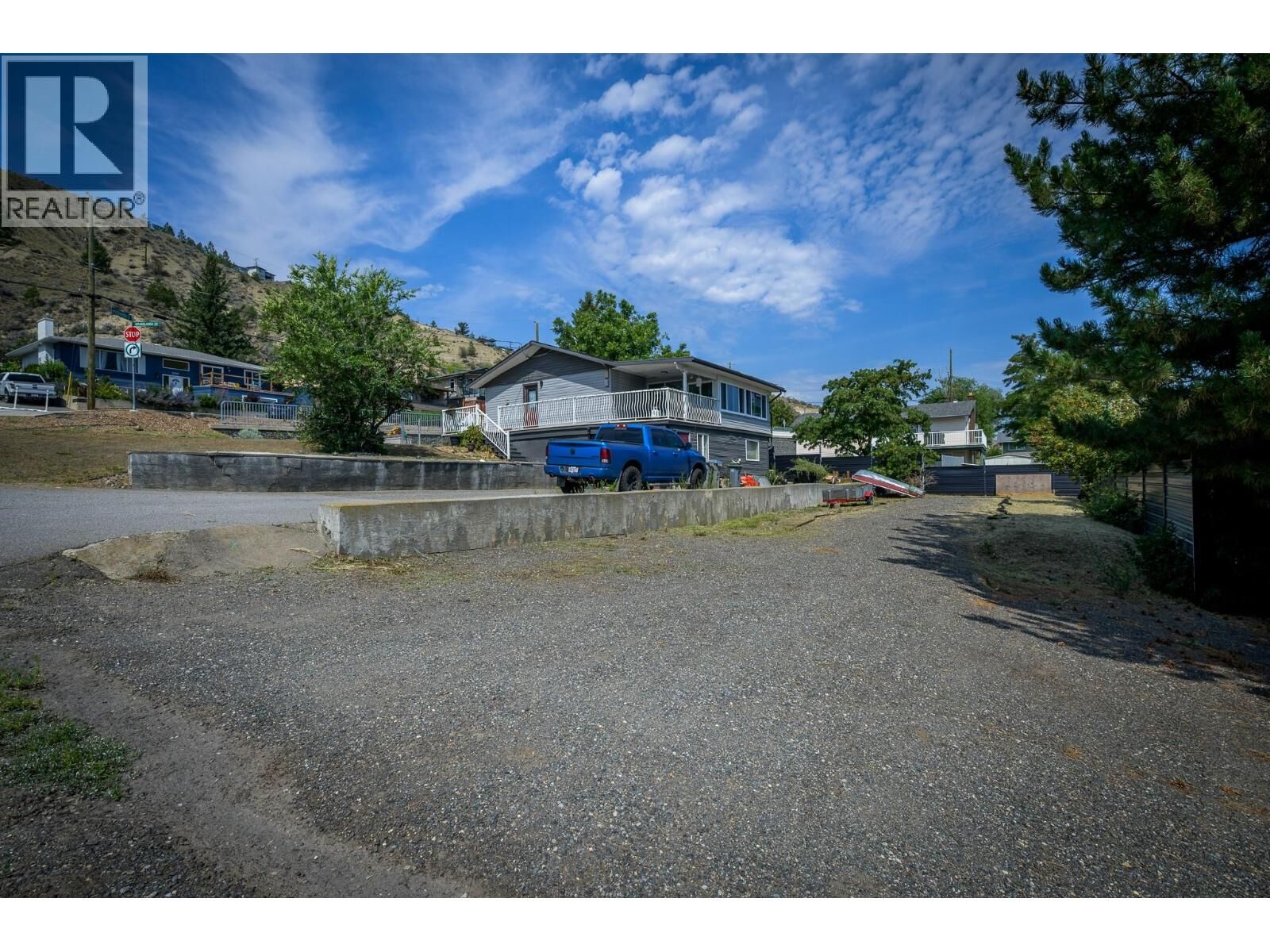 Photo de la propriété: 880 Woodhaven Drive BC V2B 6E5