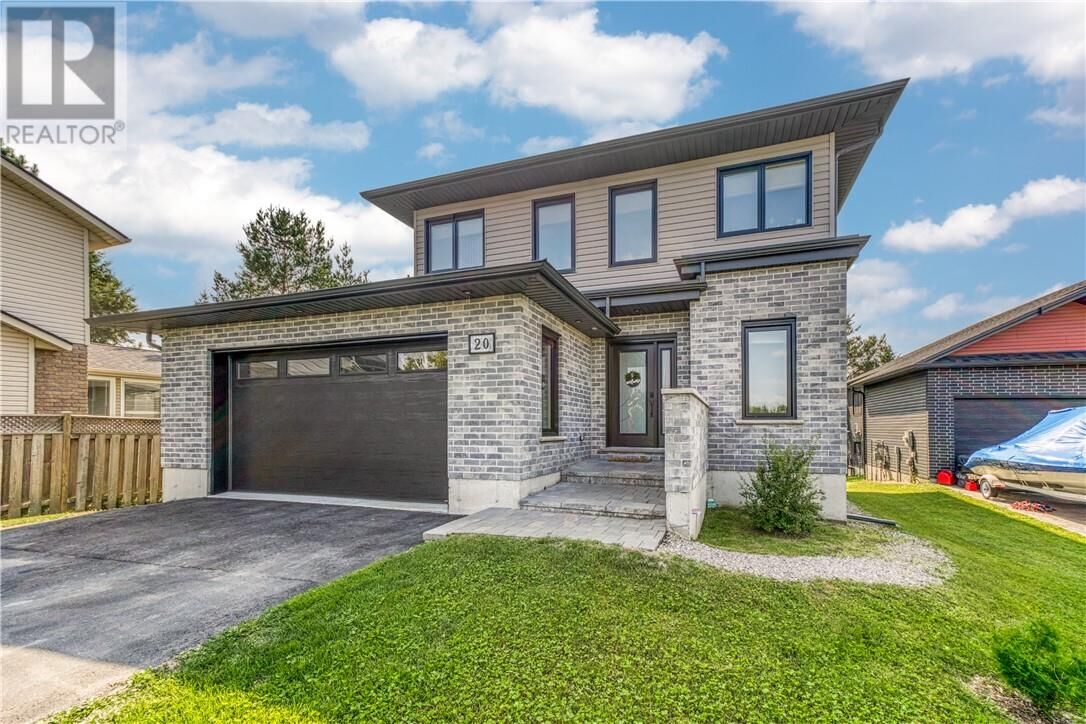 Property Photo: 20 Chinaberry Drive ON P3Y 0A1