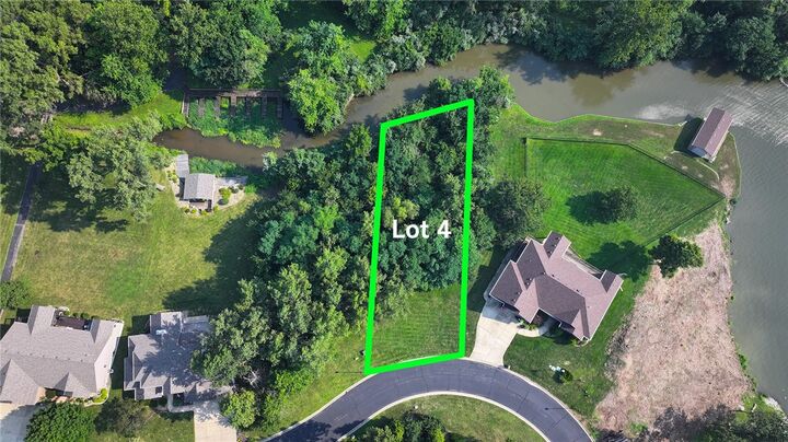 Property Photo:  Lot 4 Harbour Court  IL 62521 