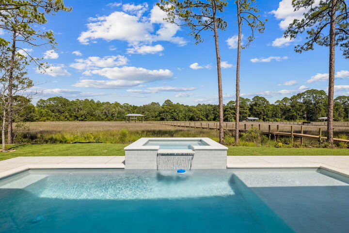 Property Photo: 454 Eden Drive FL 32459
