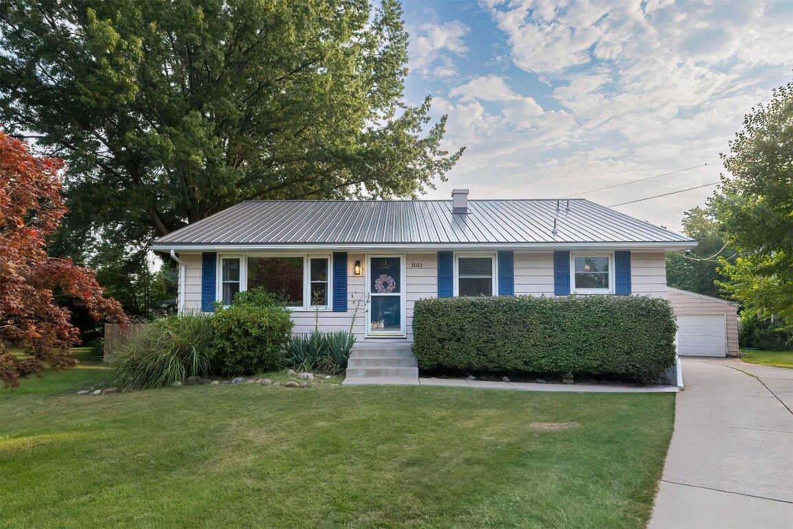Property Photo:  3105 Broadlawn Drive  PA 16506 