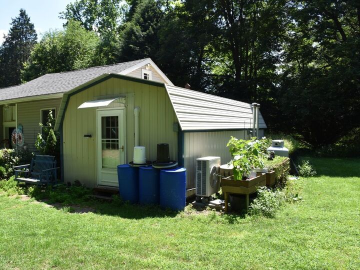 Property Photo: 18882 Brakeshoe Road PA 16335