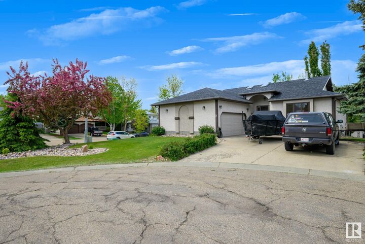 Photo de la propriété:  7 Fieldstone Cove  AB T7X 3C1 