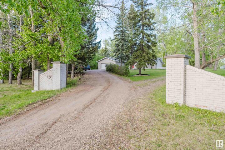 Property Photo: 52552 224 Range Road 134 AB T8A 4R7