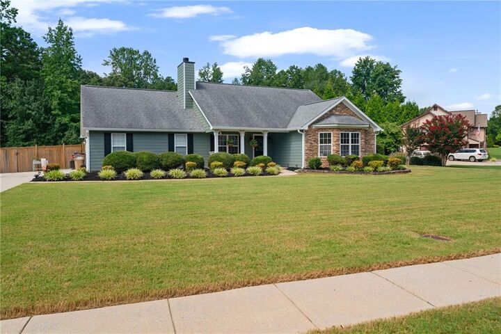 Property Photo:  3495 Duncan Bridge Drive  GA 30519 