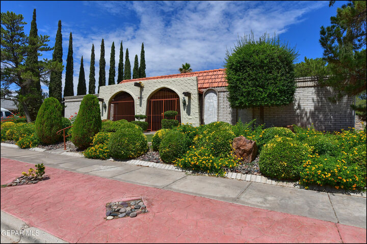 1717 Tommy Aaron Drive  El Paso TX 79936 photo