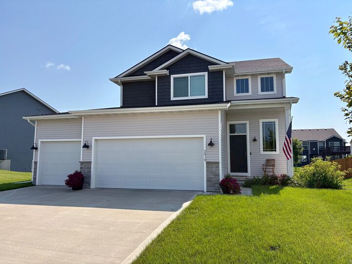2419 NW Applewood Street  Ankeny IA 50023 photo