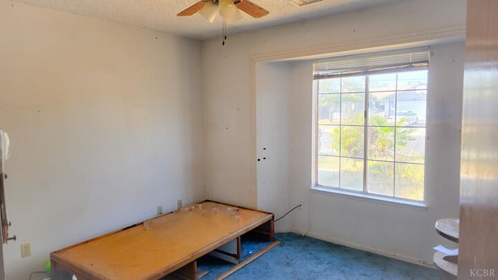 Property Photo:  1347 Levich Street  CA 93230 