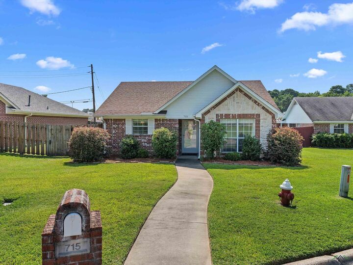 715 University Drive  Carthage TX 75633 photo