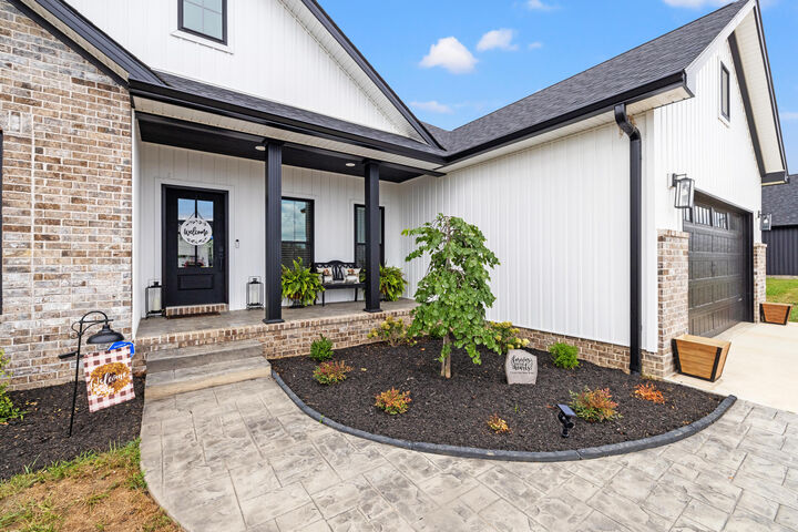 Property Photo:  153 Willis Drive  KY 40422 