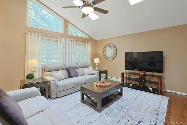 Property Photo:  12 Rockridge Drive  NY 10984 