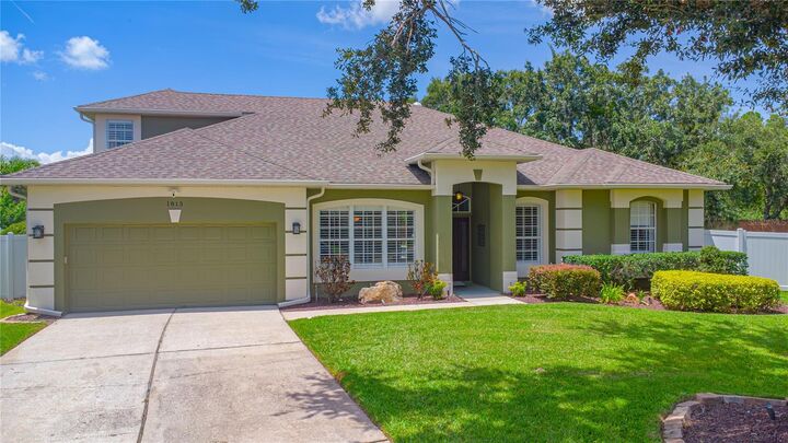 Property Photo: 1813 Slough Court FL 34761