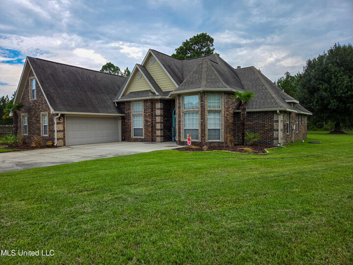 Property Photo: 3107 Village Circle MS 39564