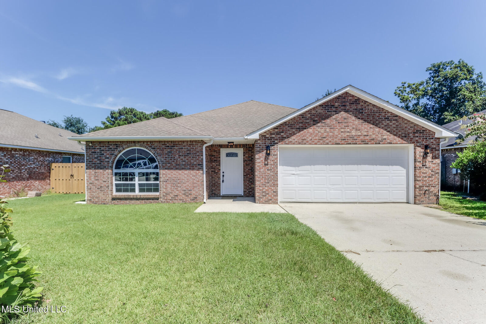 Property Photo: 10556 Shore Cove Cove MS 39532