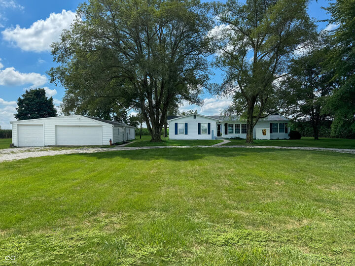 Property Photo: 1745 W 750 S IN 46052