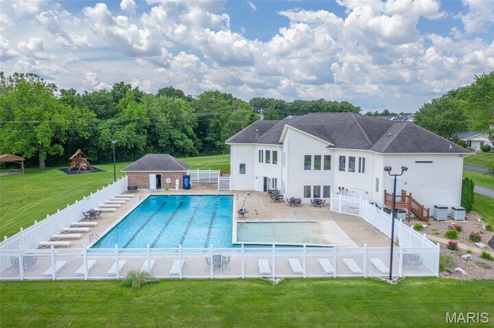 Property Photo:  237 Incline Village (Red Cedar)  MO 63348 