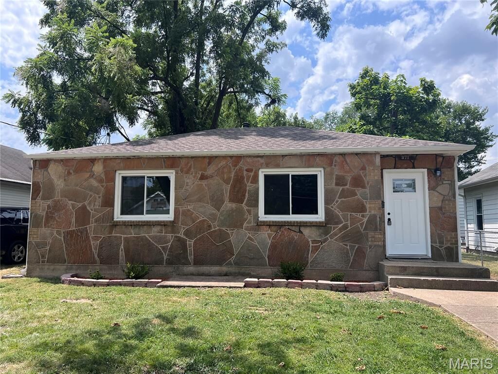 Property Photo:  371 N Washington Avenue  MO 65536 
