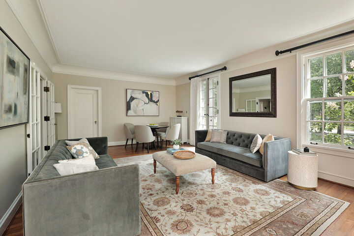 Property Photo:  2252 Orrington Avenue  IL 60201 