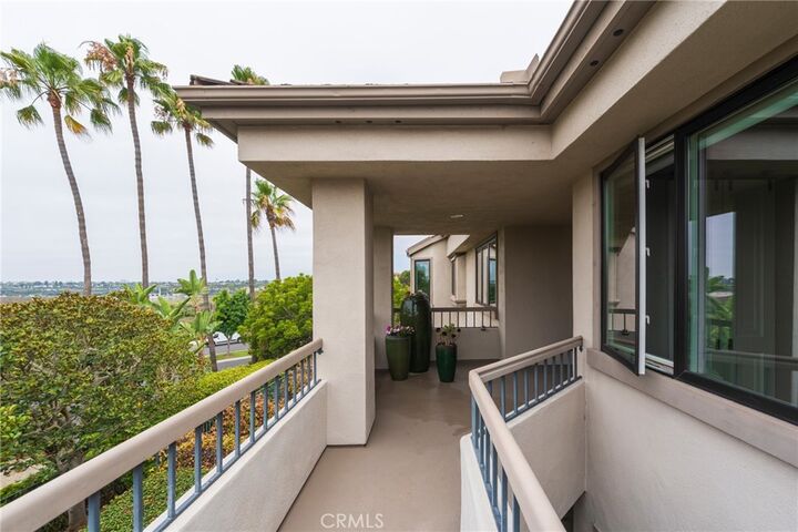 Property Photo:  106 Ocean Vista  CA 92660 