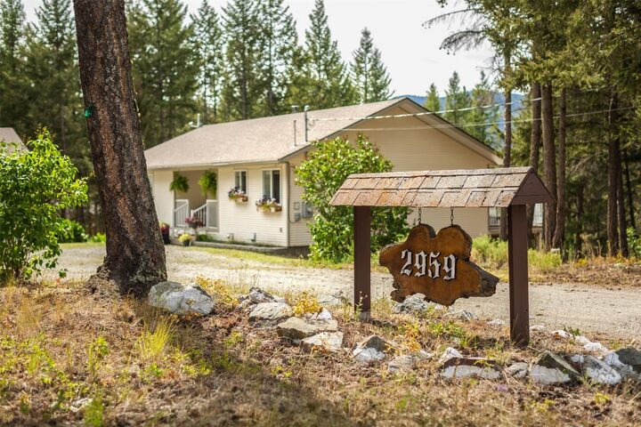 Photo de la propriété:  2959 Piva Road  BC V0E 3E0