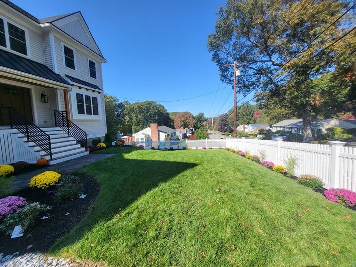 Property Photo:  29 Beaverbrook Rd  MA 01803 