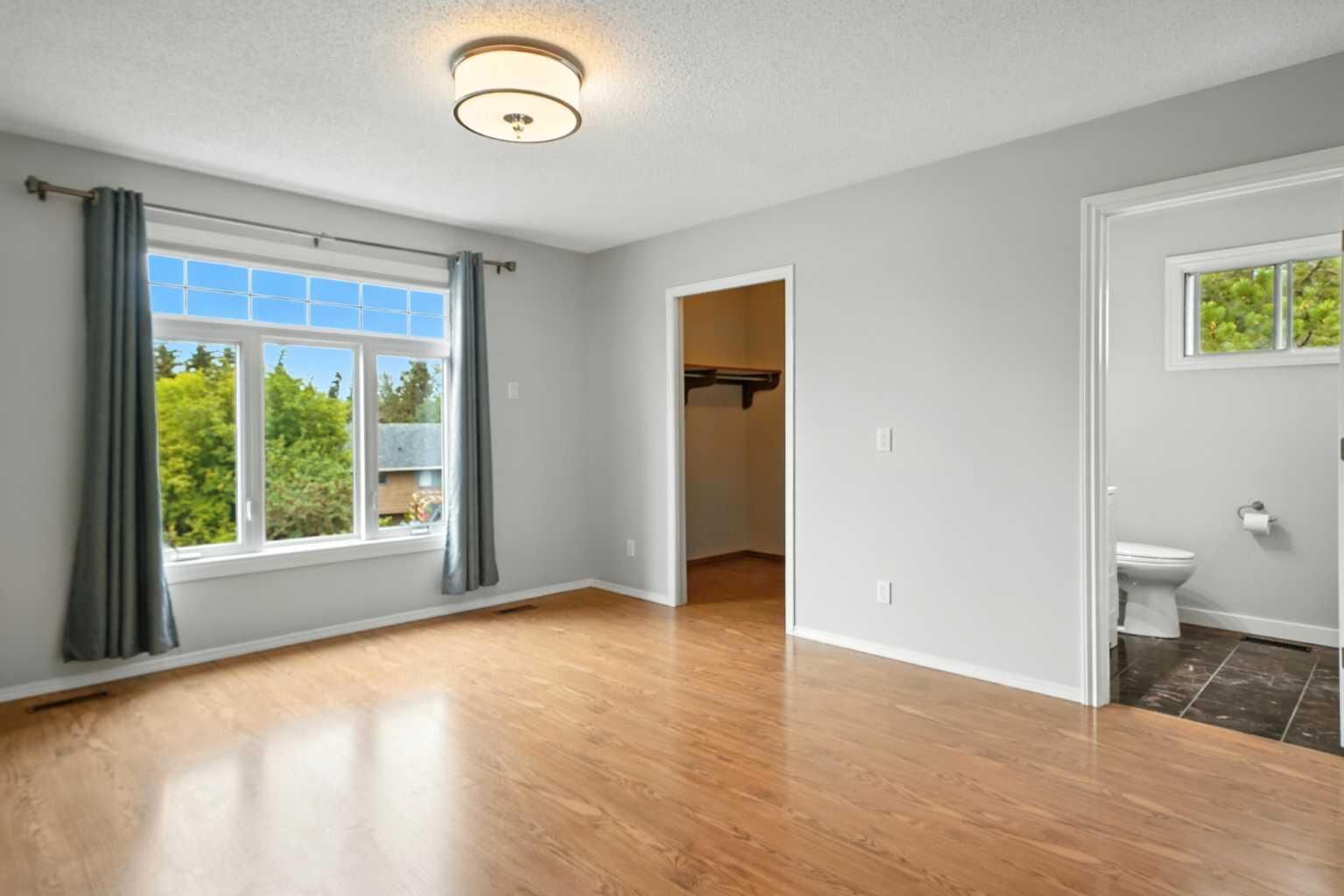 Property Photo:  7 Goodacre Close  AB T4P 3A3 