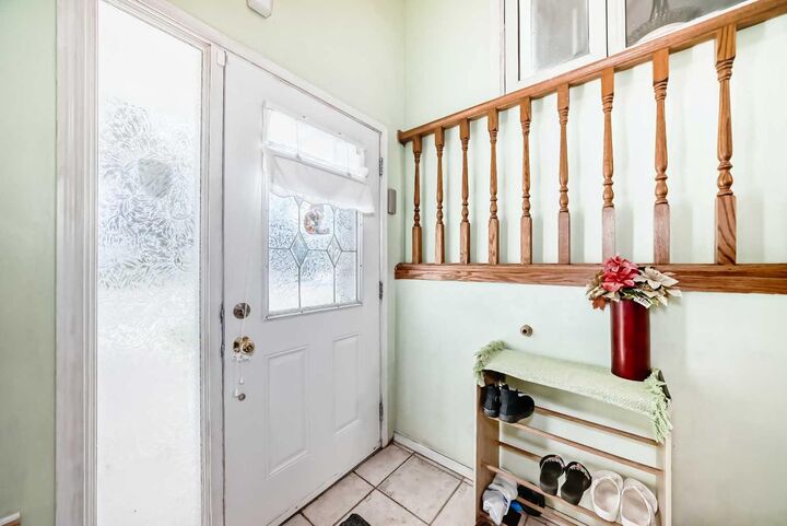 Property Photo:  780 Maryvale Way NE  AB T2A 2V7 