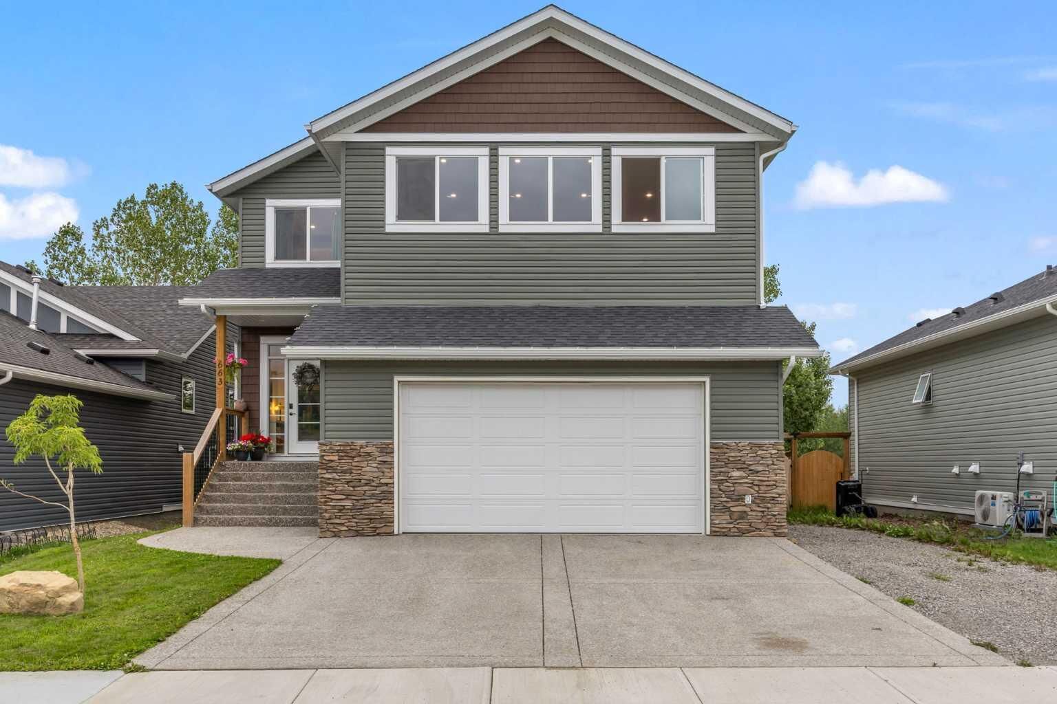 Property Photo: 663 Anderson Road AB T0L 2A0