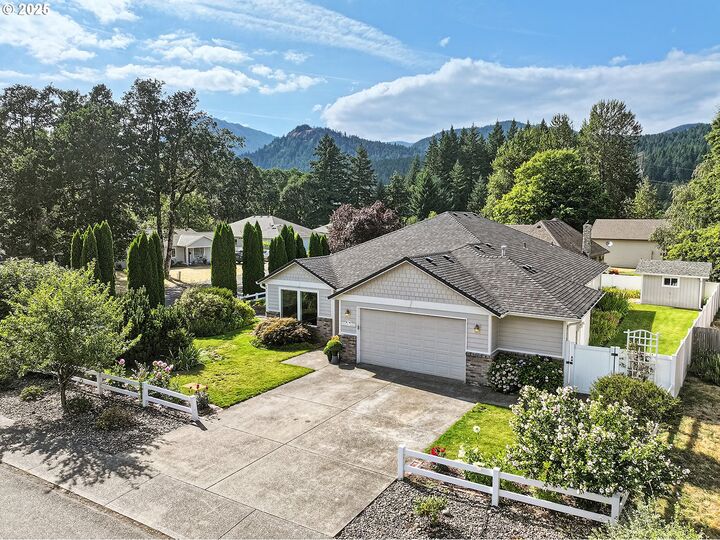 Property Photo: 7 Shady Oak Ln WA 98639
