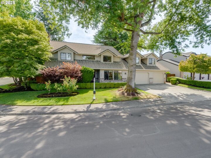 Property Photo:  1907 NE 158th Ave  WA 98684 