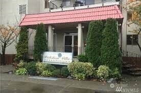Property Photo: 9030 Seward Park Avenue S 513 WA 98118