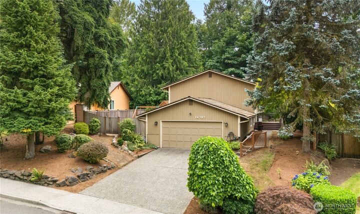 Property Photo:  14707 NE 177th Street  WA 98072 