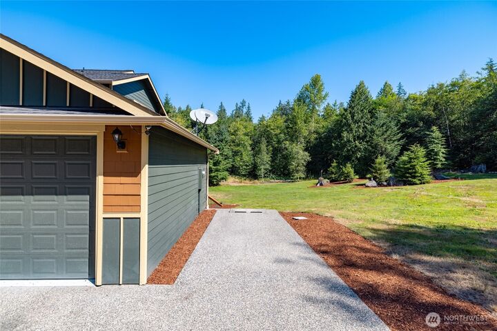 Property Photo: 25473 Morford Street WA 98284