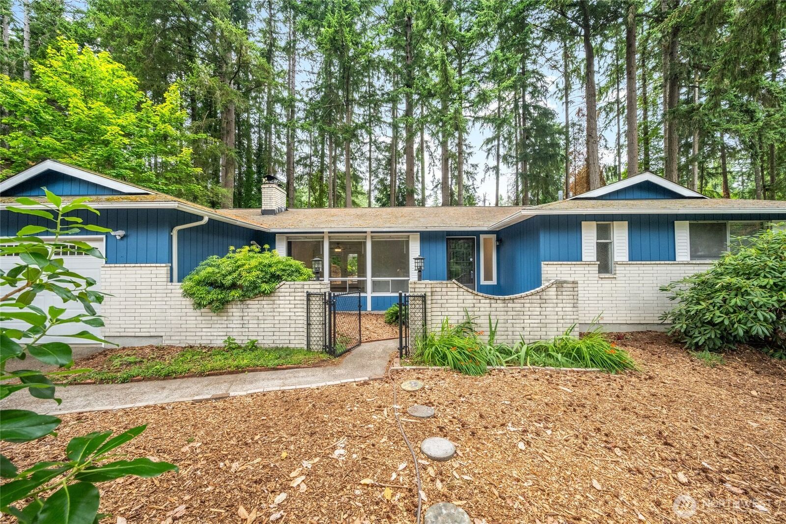 Property Photo: 7026 36th Street Ct NW WA 98335
