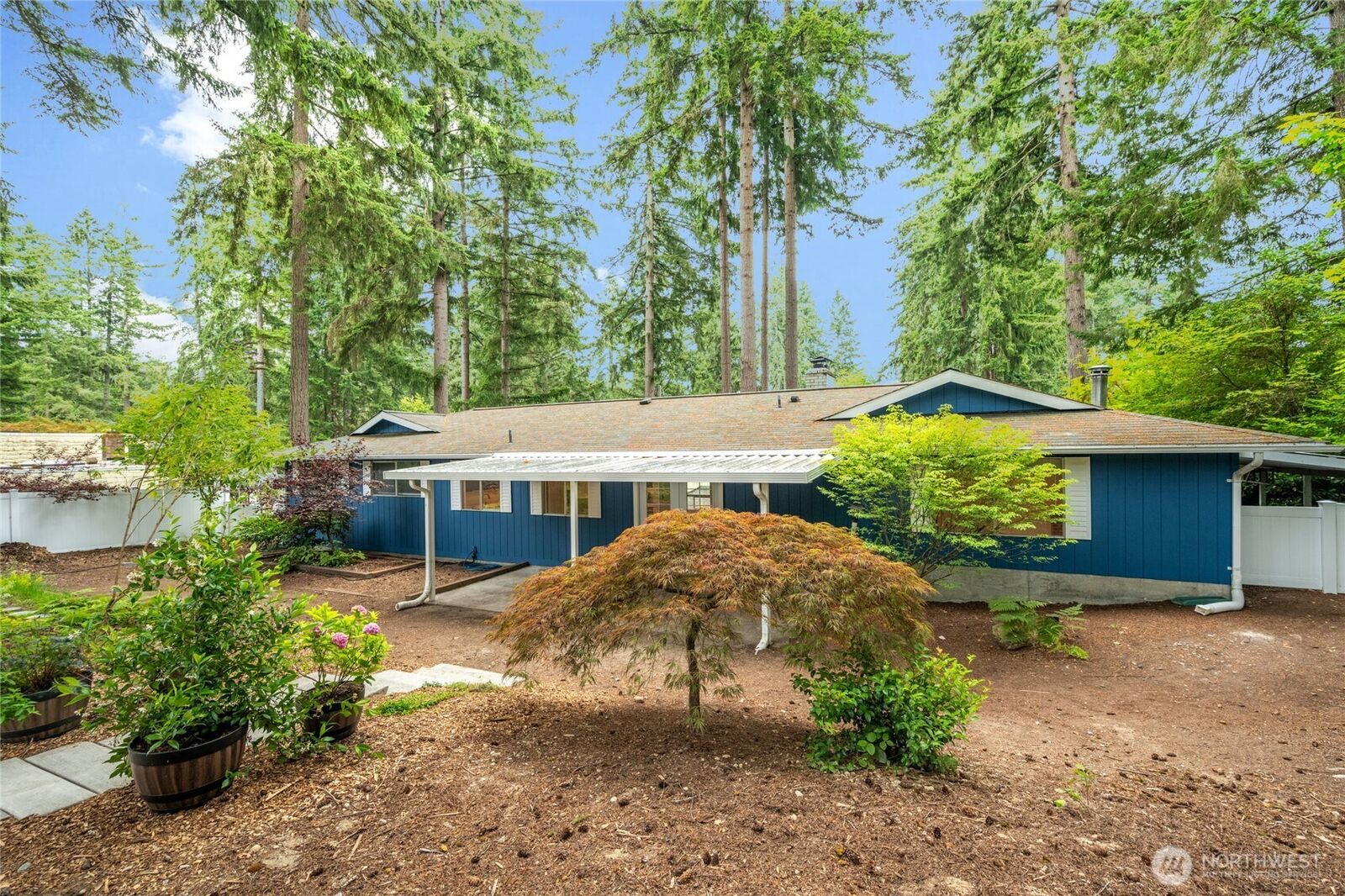 Property Photo: 7026 36th Street Ct NW WA 98335
