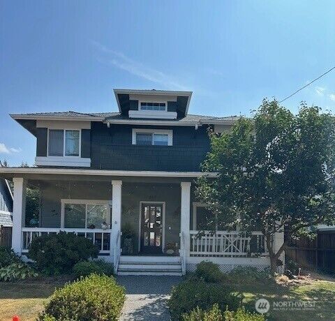 240  1st Avenue NE  Issaquah WA 98027 photo